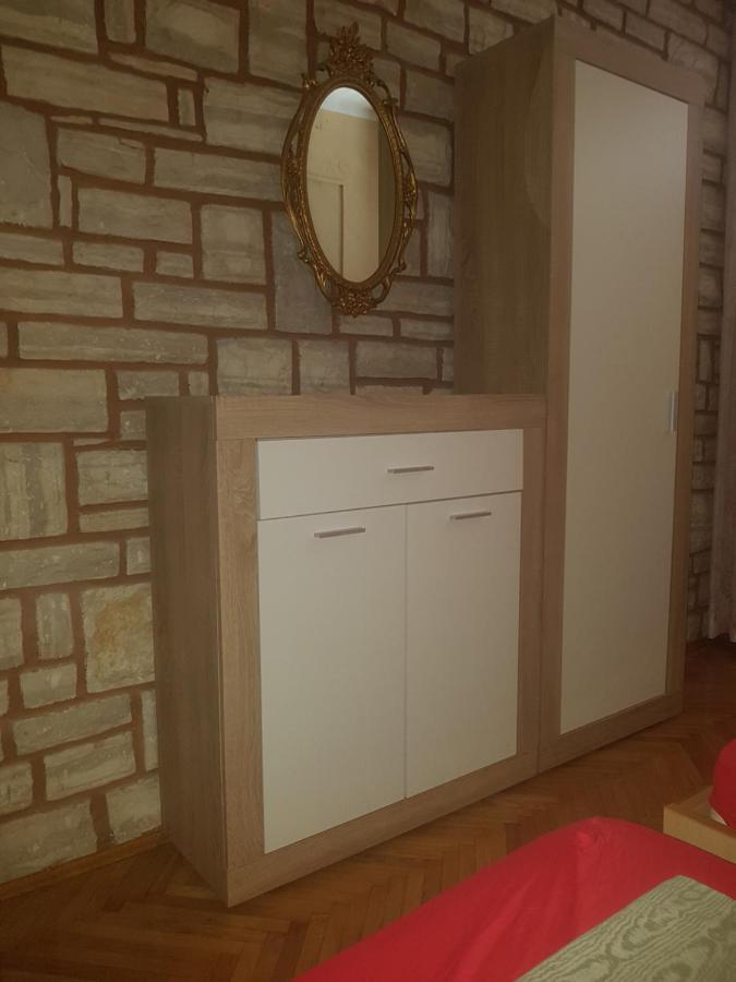 Apartment 51 Gornji Karin Exterior foto